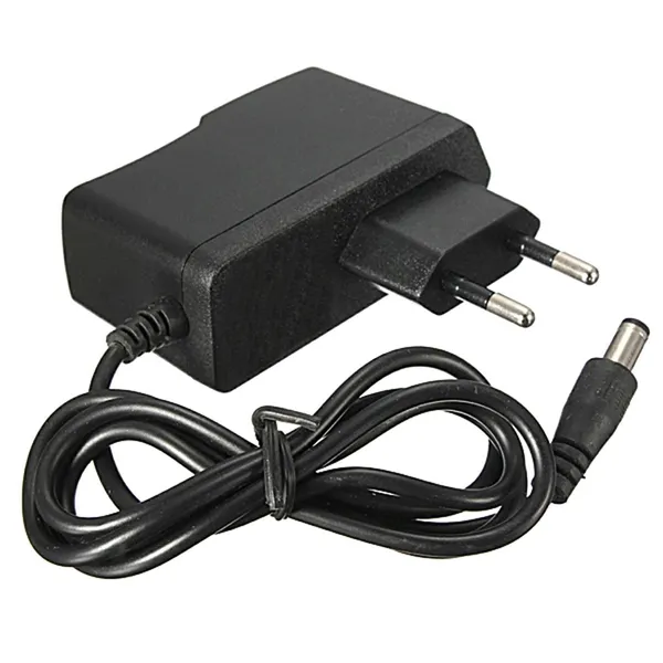 5V 2A hálózati tápegység routerekhez, DC 2.1/5.5 mm, 140 cm kábel